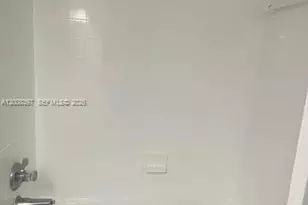 9943 Nob Hill Pl, Sunrise, FL 33351 - Photo 10