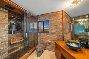 1701 Sunset Harbour Dr, Miami Beach, FL 33139 - Photo 24