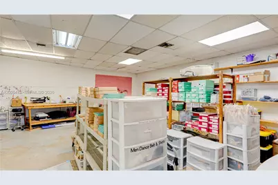 68 169 St, Hialeah, FL 33015 - Photo 20