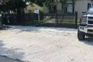 1342 NW 42nd St, Miami, FL 33142 - Photo 2