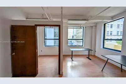 168 SE 1st St #400, Miami, FL 33131 - Photo 2