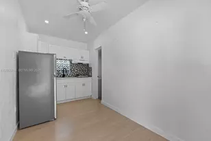 252 E 36th St, Hialeah, FL 33013 - Photo 6