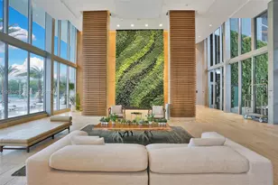 16385 Biscayne Blvd, North Miami Beach, FL 33160 - Photo 8