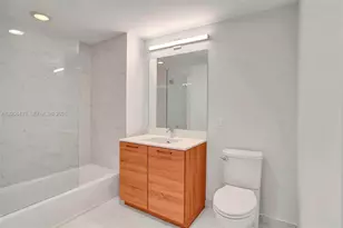 16385 Biscayne Blvd, North Miami Beach, FL 33160 - Photo 6