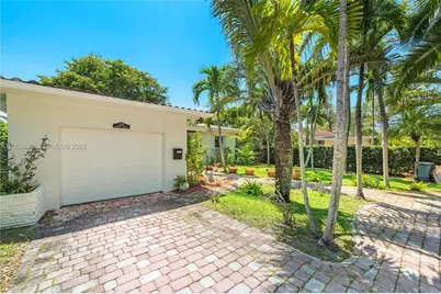 540 S Shore Dr, Miami Beach, FL 33141 - Photo 12