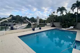 3485 N Meridian Ave, Miami Beach, FL 33140 - Photo 14