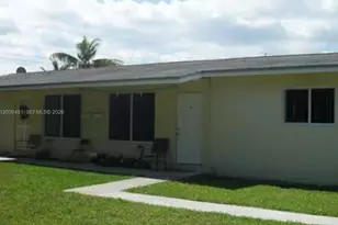 250 NE 41st St, Oakland Park, FL 33334 - Photo 2