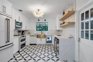 1099 NE 97th St, Miami Shores, FL 33138 - Photo 18