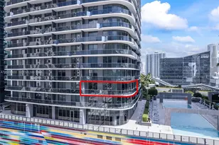 55 SW 9th St, Miami, FL 33130 - Photo 2