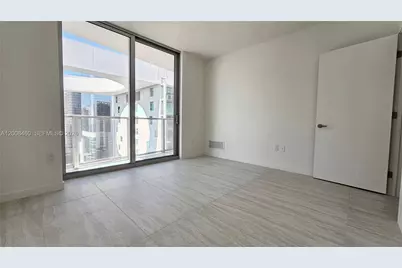 77 SE 5th Street #4014, Miami, FL 33131 - Photo 44