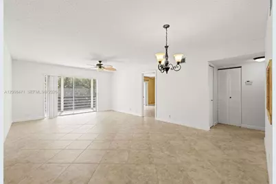 110 Lake Meryl Dr #216, West Palm Beach, FL 33411 - Photo 12