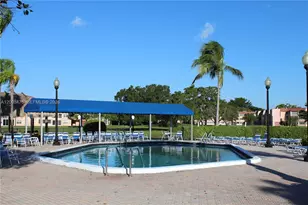 9480 Sunrise Lakes Blvd, Sunrise, FL 33322 - Photo 18