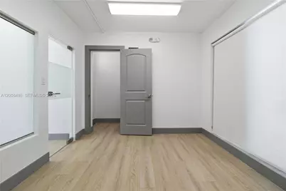 470 NW 22nd Ave, Miami, FL 33125 - Photo 6