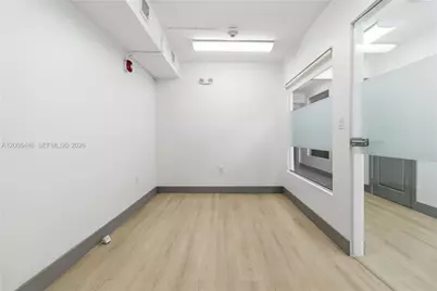 470 NW 22nd Ave, Miami, FL 33125 - Photo 8