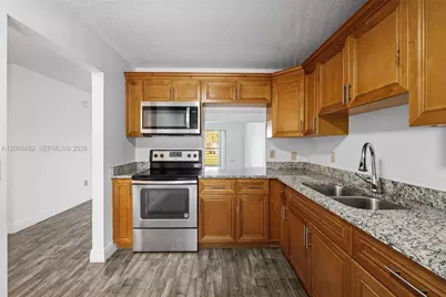 145 Lake Nancy Ln #230, West Palm Beach, FL 33411 - Photo 10