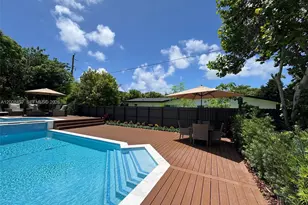 10475 SW 72nd Ave, Pinecrest, FL 33156 - Photo 18