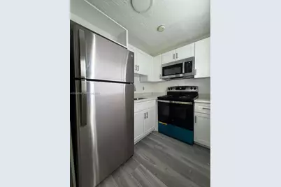 1121 NW 40th St #1, Miami, FL 33127 - Photo 8