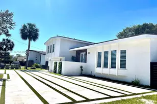 19960 Highland Lakes Blvd, Miami, FL 33179 - Photo 4
