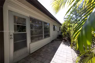 1031 Pine Isle Ln, Naples, FL 34112 - Photo 24