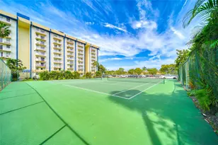 801 NW 47th Ave, Miami, FL 33126 - Photo 18