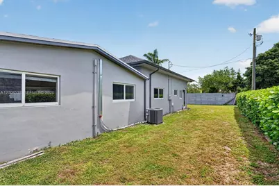 11811 SW 82nd Rd, Miami, FL 33156 - Photo 56