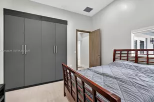 11811 SW 82nd Rd, Miami, FL 33156 - Photo 32