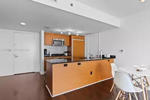 50 Biscayne Blvd, Miami, FL 33132 - Photo 14