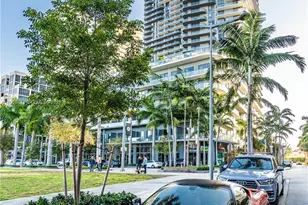 121 NE 34th St, Miami, FL 33137 - Photo 38