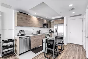 121 NE 34th St, Miami, FL 33137 - Photo 4