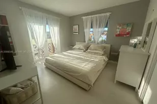 227 Michigan Ave, Miami Beach, FL 33139 - Photo 20