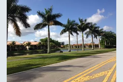 1522 Lake Crystal Dr #C, West Palm Beach, FL 33411 - Photo 2