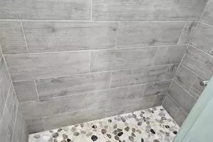 900 Tallwood Ave, Hollywood, FL 33021 - Photo 14