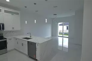 322/324 Poplar, Lehigh Acres, FL 33974 - Photo 8