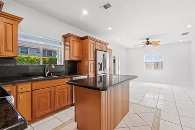 9576 SW 162nd Path, Miami, FL 33196 - Photo 10