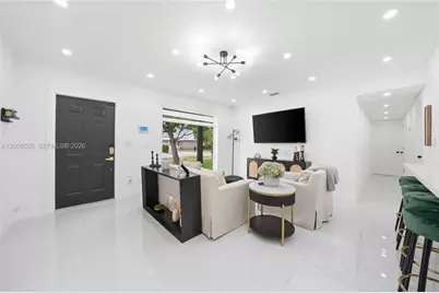 10860 SW 40th Ter, Miami, FL 33165 - Photo 4