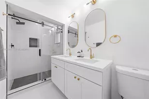 10860 SW 40th Terrace, Miami, FL 33165 - Photo 14
