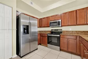 11501 NW 89th St, Doral, FL 33178 - Photo 18