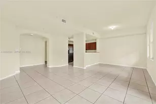 11501 NW 89th St, Doral, FL 33178 - Photo 14