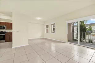 11501 NW 89th St, Doral, FL 33178 - Photo 12