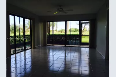 3050 Presidential Way #101, West Palm Beach, FL 33401 - Photo 22