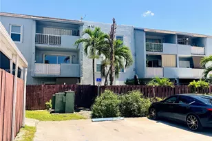 6095 W 18th Ave, Hialeah, FL 33012 - Photo 2