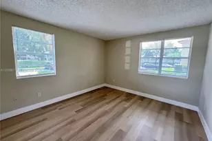 1253 SW 46th Ave, Pompano Beach, FL 33069 - Photo 4