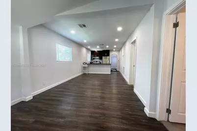 22 NW 14th Ave, Dania Beach, FL 33004 - Photo 4