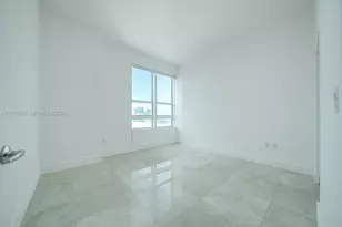 950 Brickell Bay Dr, Miami, FL 33131 - Photo 14