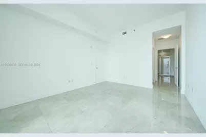 950 Brickell Bay Dr #4805, Miami, FL 33131 - Photo 10