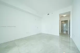 950 Brickell Bay Dr, Miami, FL 33131 - Photo 10