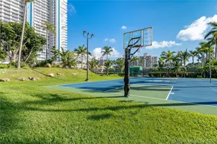 881 Ocean Dr, Key Biscayne, FL 33149 - Photo 14