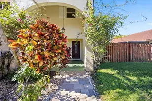 2560 Bass Way, Cooper City, FL 33026 - Photo 16