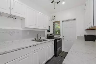 259 NE 111th St #1, Miami, FL 33161 - Photo 2