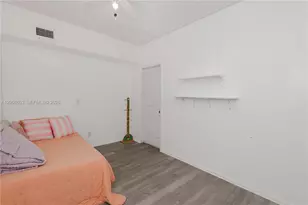 259 NE 111th St, Miami, FL 33161 - Photo 10